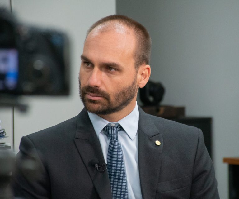 eduardo_bolsonaro-1-1536x1283-1.jpg