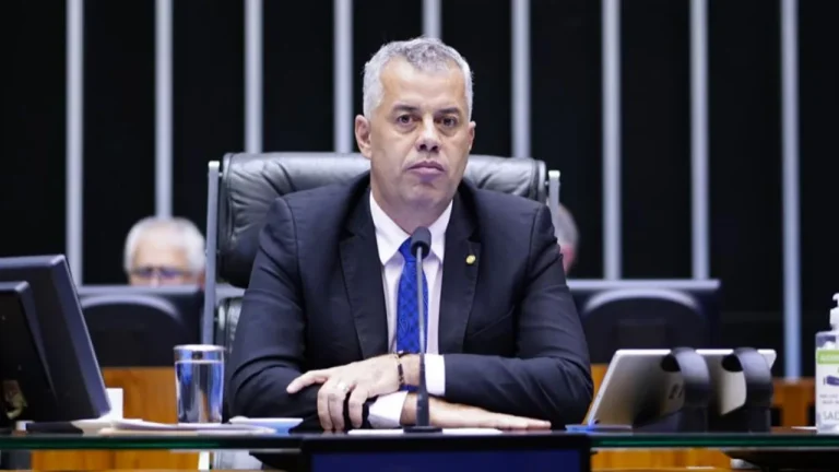 O deputado federal Evair de Melo pede explicações do governo Lula sobre tarifaço de Trump (Foto: Pablo Valadares /Câmara dos Deputados.)