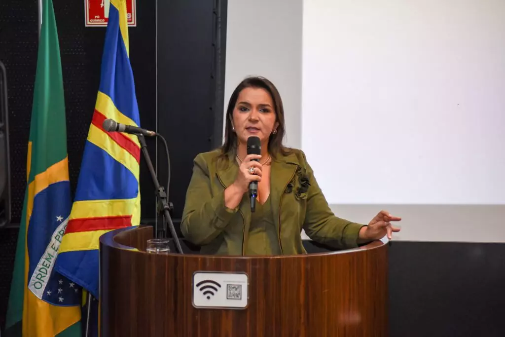 Prefeita Adriane Lopes (PP) propôs corte de gastos para reequilibrar contas. (Ana Paula Fernandes, PMCG)