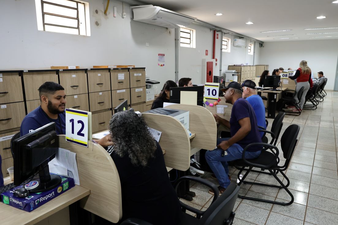 Devedores dos cofres municipais têm até sexta-feira para procurar a Central do Cidadão, negociar seus débitos e usufruir de descontos de 60% no pagamento à vista e de 30% no caso de parcelamento. Foto: A. Frota