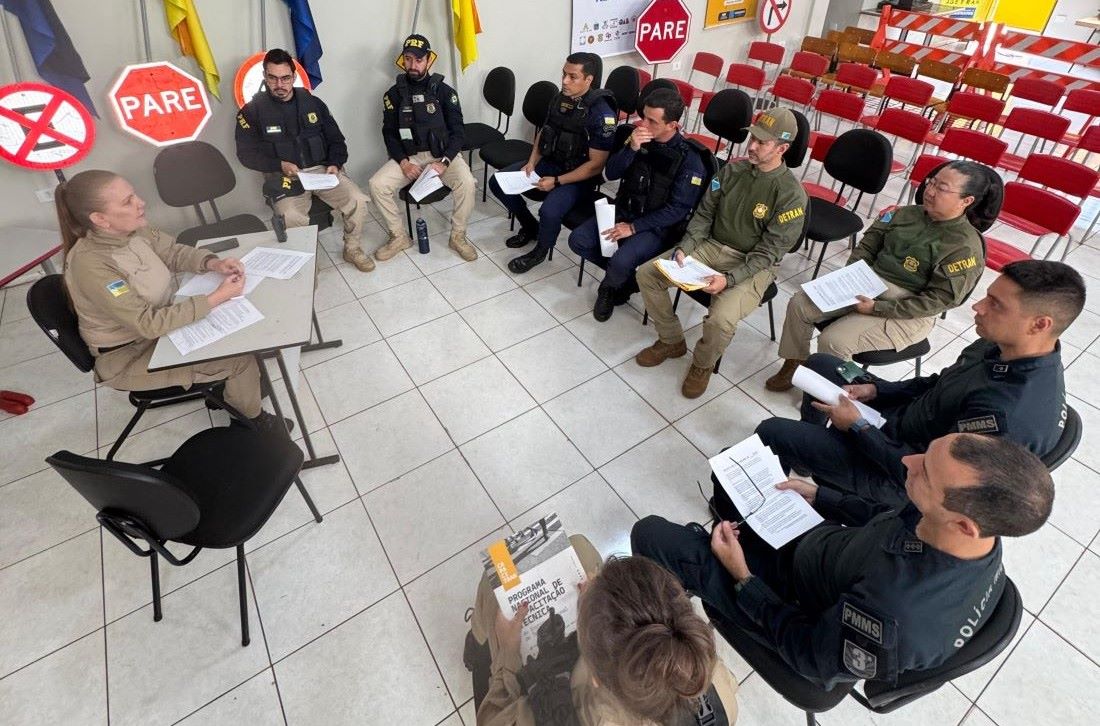 Reunião nesta terça-feira discutiu criação de lei para regulamentar o tráfego de cicloelétricos e veículos autopropelidos nas vias públicas de Dourados. Divulgação/Assecom