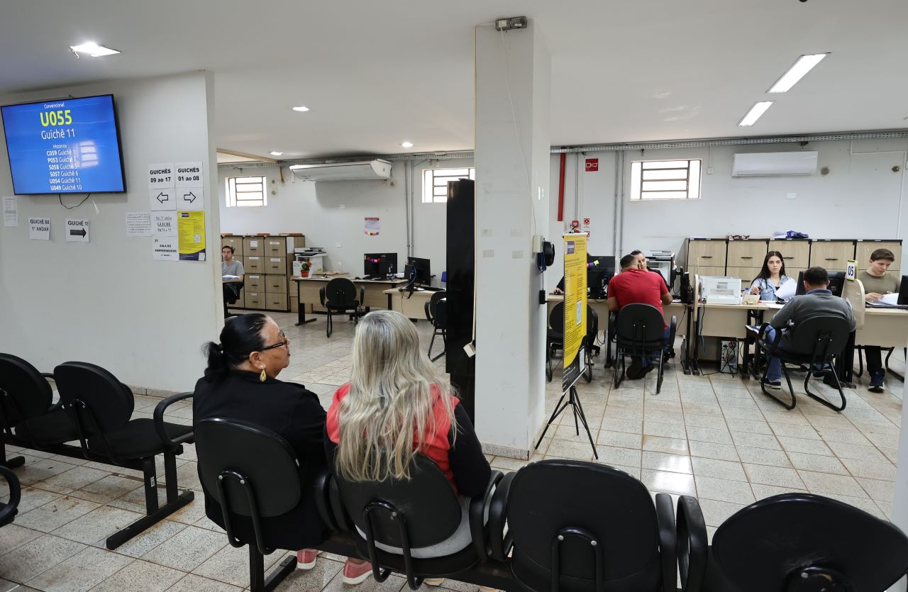 Central de Atendimento ao Cidadão mantém expediente em horário ampliado, exclusivamente para emissão de guias do IPTU 2026. Foto: A. Frota
