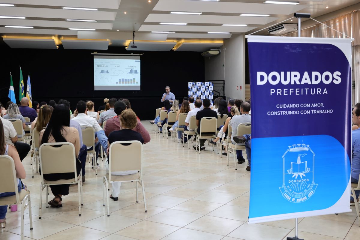 Lançamento do Habite-se Autodeclaratório em Dourados ocorreu durante evento técnico realizado na Associação Comercial. Foto: A. Frota
