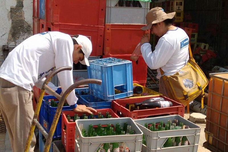 Agentes encontram larvas em fábrica abandonada