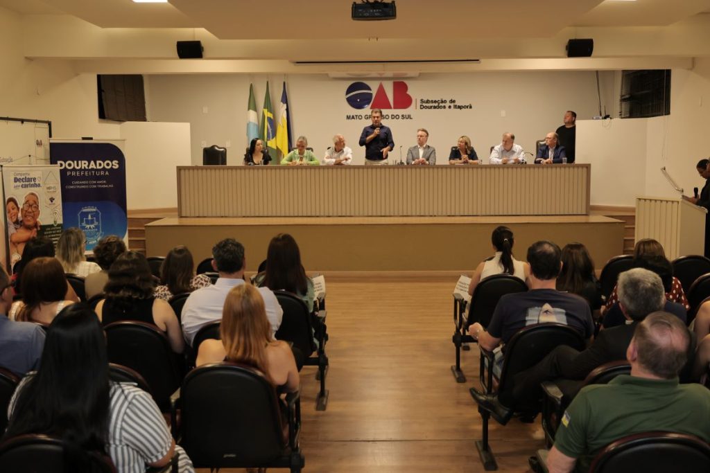 Campanha “Declare Seu Carinho” foi lançada na noite de terça-feira na OAB Dourados com a presença do prefeito Marçal Filho. Foto: A. Frota