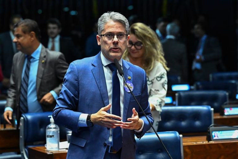 Senador Alessandro Vieira (MDB-SE), relator da CPI do Crime Organizado -Foto: Senado Federal do Brasil
