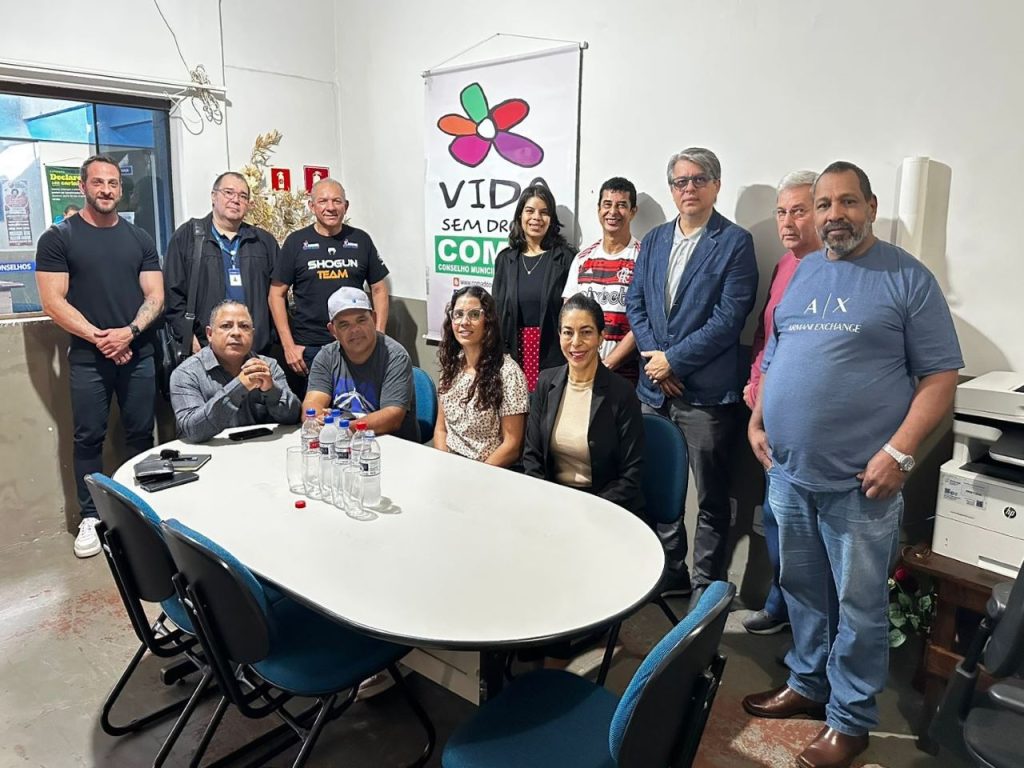 Reunião no Conselho Municipal de Políticas Públicas sobre Drogas (Comad) debateu políticas públicas de prevenção em Dourados. Divulgação/Assecom