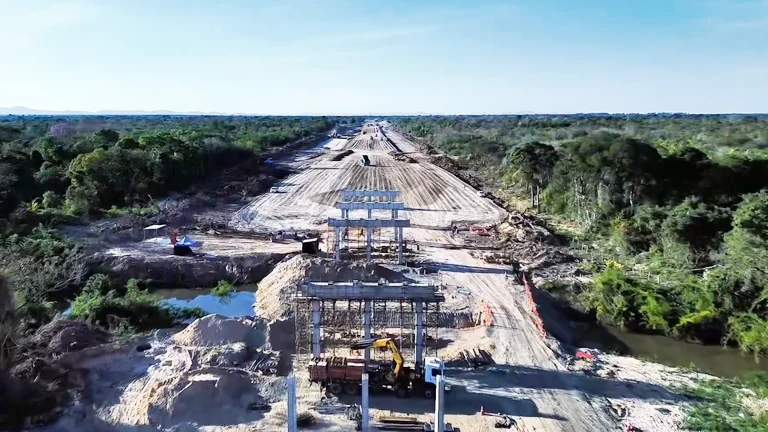 Obras na BR-267, em Porto Murtinho, estão com 40% de execução. Foto: Divulgação