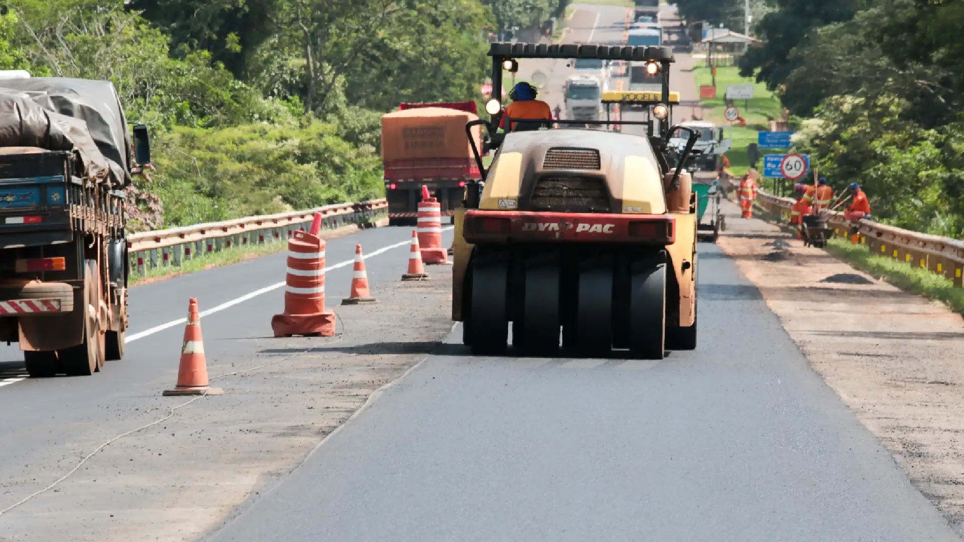 Obras são para ampliação e manutenção da rodovia. (Foto: Rachid Waqued)