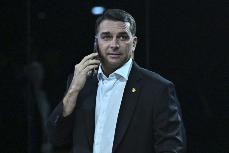Senador e pré-candidato à Presidência da República, Flávio Bolsonaro (PL-RJ) | Foto: Jefferson Rudy / Agência Senado