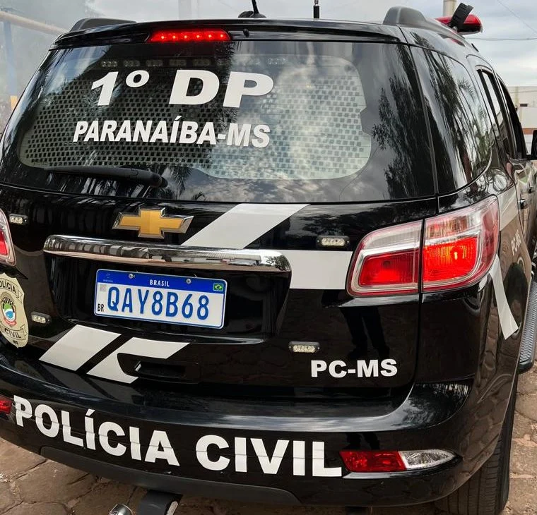 Policia Civil investiga golpistas que utilizaram foto de perfil semelhante à de um advogado para convencer a vítima a acessar o aplicativo bancário e realizar operações que resultaram em grande prejuízo financeiro.
