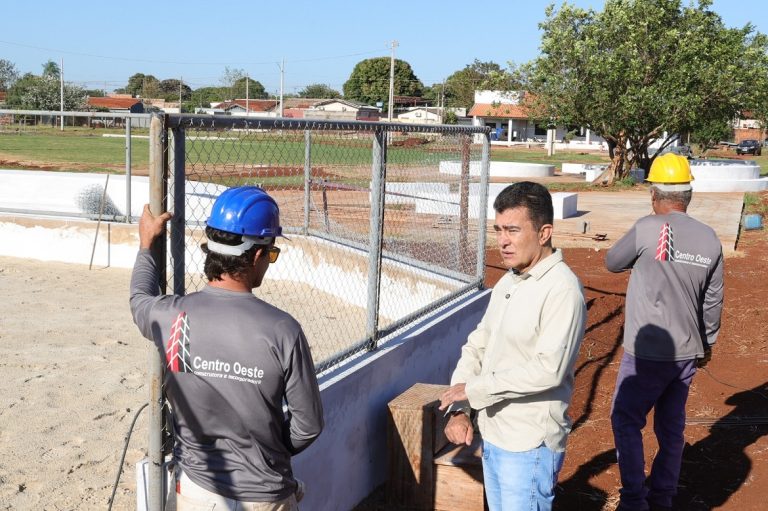 Prefeito Marçal Filho vistoriou as obras de revitalização do parque, que deve estar pronto até outubro deste ano – Foto: A. Frota