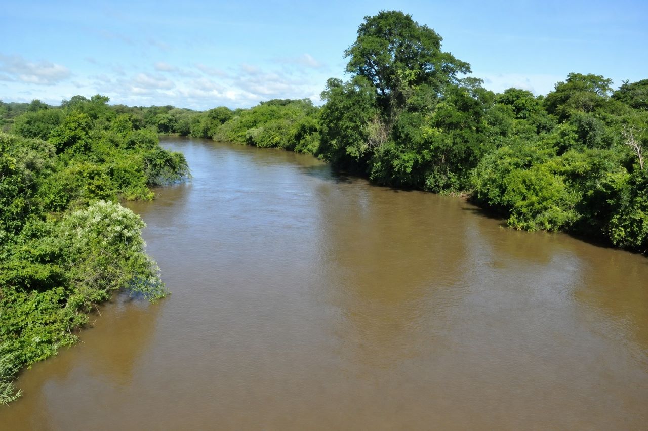 Estudo realizado pela Fundação de Turismo de Mato Grosso do Sul aponta potencial do Rio Dourados para a pesca esportiva. Foto: Divulgação/Assecom